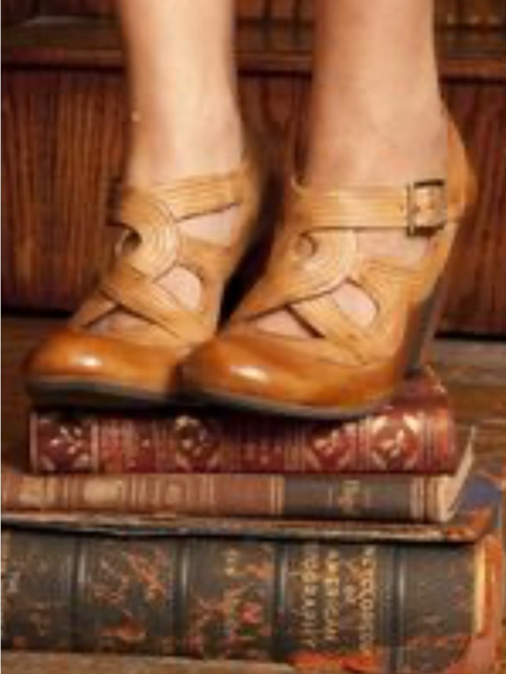 Women's Tan Strappy Leather Heels - Elegant T-Strap Pump